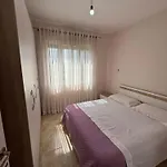 Abi Valamar *